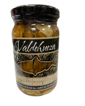 Load image into Gallery viewer, Valdehueza Dried herring with Garlic in Olive Oil 220g
